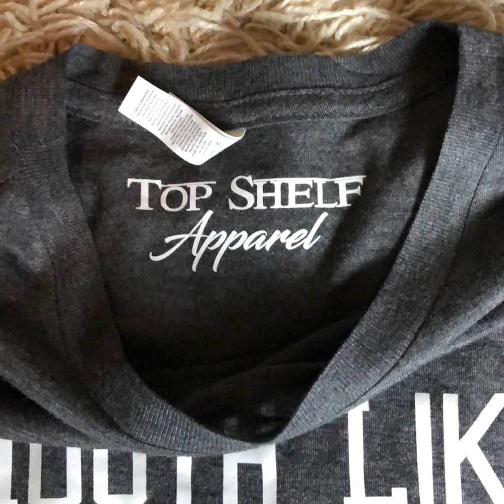 Sleeveless tee - Picture 2 of 4